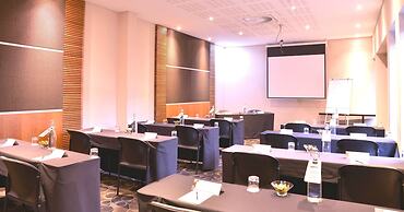 Premier Hotel OR Tambo