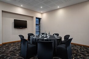 Premier Hotel OR Tambo