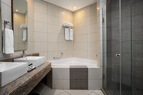 Premier Hotel OR Tambo