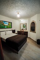 Hotel Don Quijote Plaza