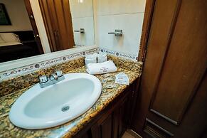 Hotel Don Quijote Plaza
