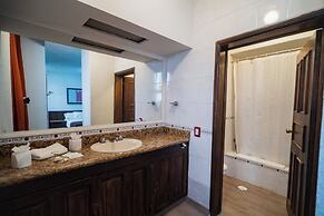 Hotel Don Quijote Plaza