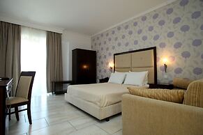 Naias Beach Hotel