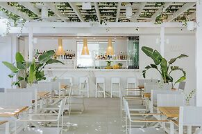Nissi Park Hotel