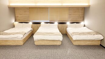 First Cabin Midousuji - Namba