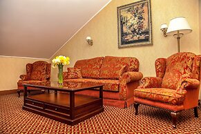Optima Collection Kamianets-Podilskyi