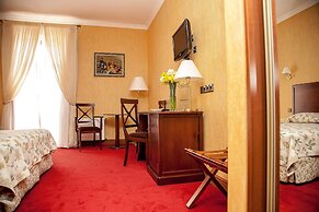 Optima Collection Kamianets-Podilskyi