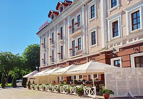 Optima Collection Kamianets-Podilskyi