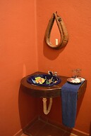 Lo Nuestro Petit Hotel