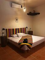 Lo Nuestro Petit Hotel
