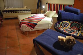Lo Nuestro Petit Hotel