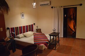 Lo Nuestro Petit Hotel