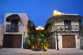Lo Nuestro Petit Hotel