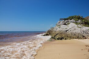 Punta Piedra Beach Posada