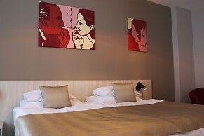 1. Republic Hotel