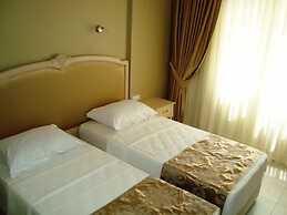 Golden Moon Apart Hotel
