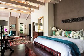 Prana Lodge