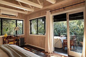 Prana Lodge