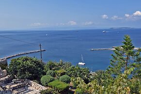 Aegean Wave Hotel