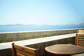Panthea Residence