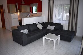 Christina Studios & Apartments