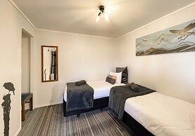 Kinloch Wilderness Retreat
