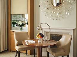 Corinthia London