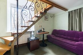 3 MostA Hotel