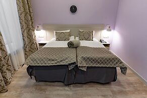 3 MostA Hotel