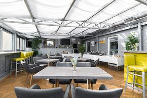 3 MostA Hotel