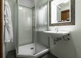 3 MostA Hotel