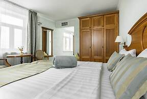 3 MostA Hotel