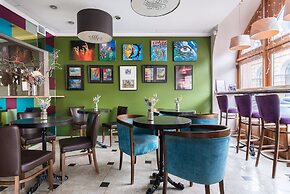 3 MostA Hotel