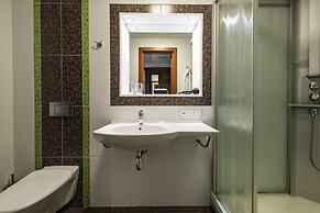 3 MostA Hotel