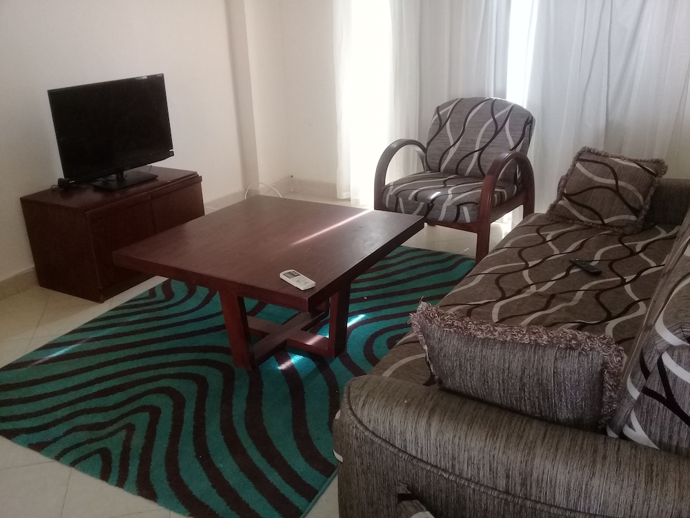 Carlton Luxury Resort