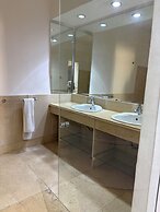 Carlton Luxury Resort