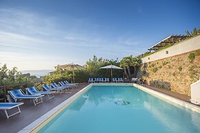 Grand Hotel Villa Parisi