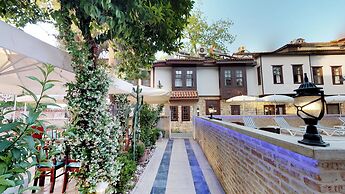 Urcu Hotel