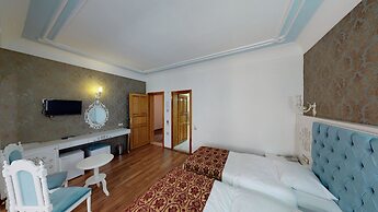 Urcu Hotel