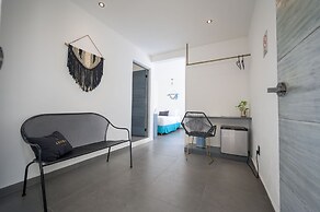 Aruma Suites
