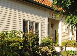 Dyers House