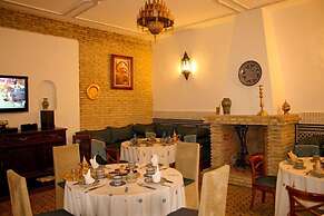 Riad Louna