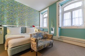 Lx Boutique Hotel
