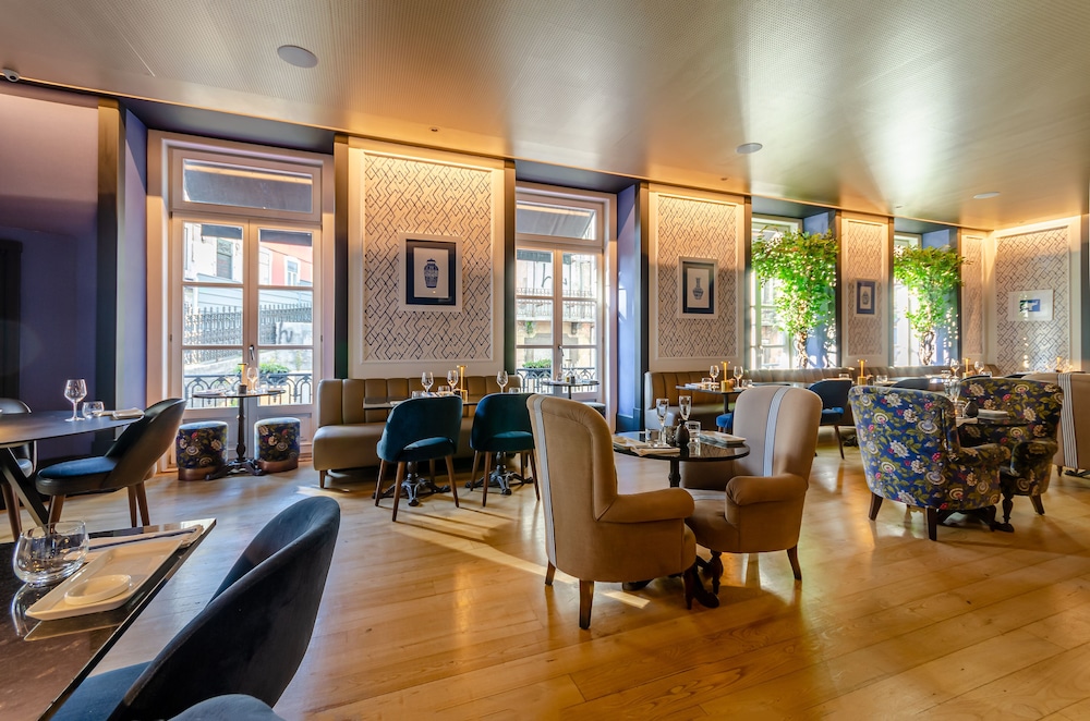 Lx Boutique Hotel