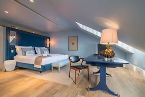 Lx Boutique Hotel