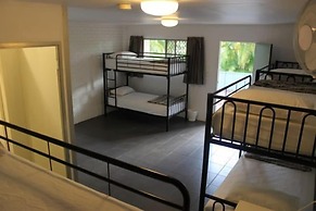 Nomads Noosa Backpackers Hostel