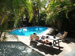 Nomads Noosa Backpackers Hostel