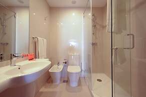 3HB Golden Beach