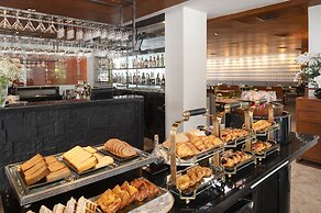 Woodlands Suites Serviced Residences