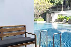 Woodlands Suites Serviced Residences